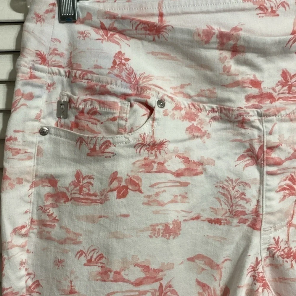 Belle by Kim Gravel Twill Toile Print Capri Jean